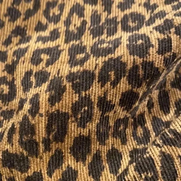 Zara Animal Print Carduroy mini skirt - Picture 3 of 11